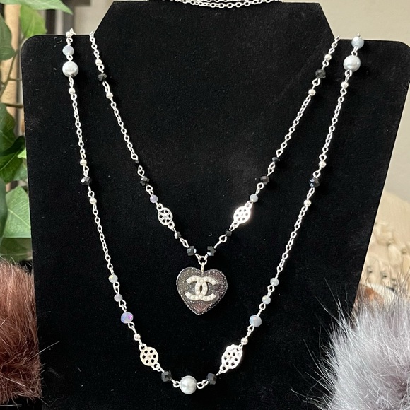 Authentic Logo Heart Pendant - the Necklace is not authentic